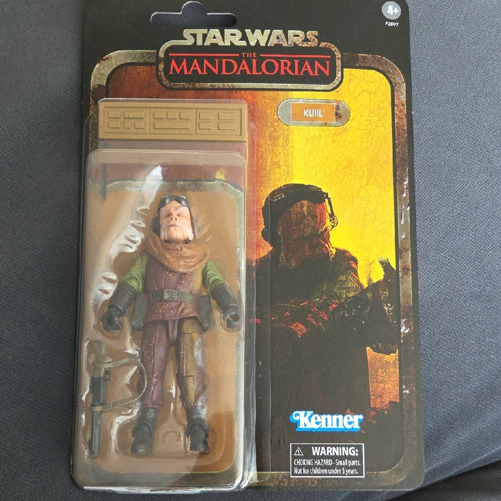 Hasbro Star Wars Back Series Credit Collection Kuiil Mandalorian 6 Inch